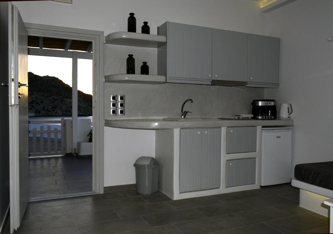 Вилла Seashell Mandrakia Sea View Экстерьер фото